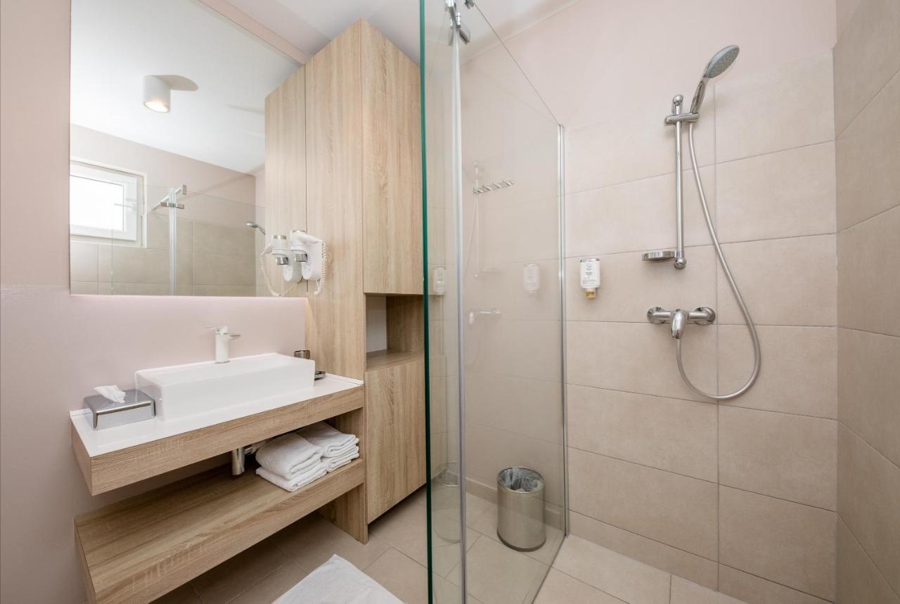 B&B Vila Sabbia 로파르 외부 사진